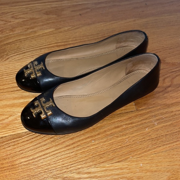TORY BURCH FLATS SHOES 8 BLACK GOLD - Picture 3 of 10